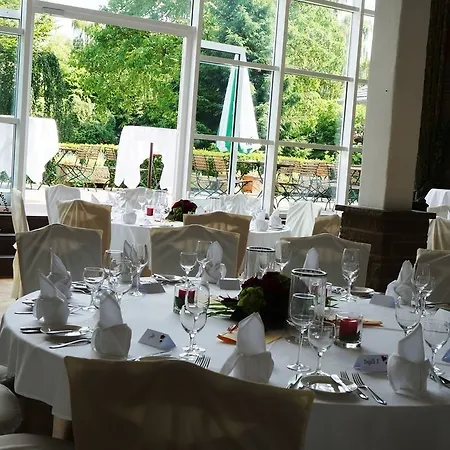 Hotel Landgut Stuttem 4*